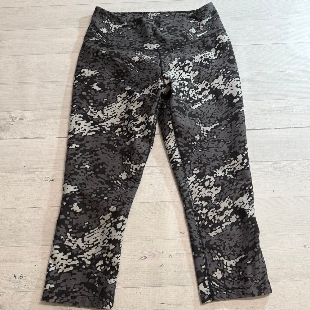 Nike women's grey black‎ leggings size small